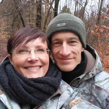 ゲストハウス Le Clos Du Cerf - Le Sous-bois 4*