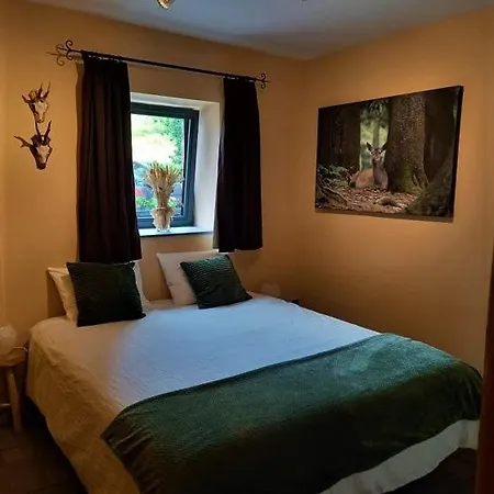 Le Clos Du Cerf - Le Sous-bois ゲストハウス 4*